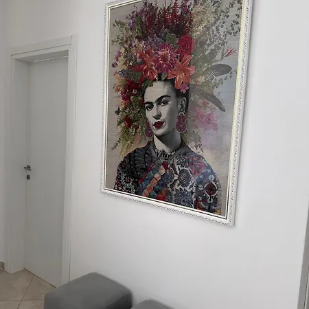 Lungo Mare//newly Furnished 2+2 Διαμέρισμα Vlorë